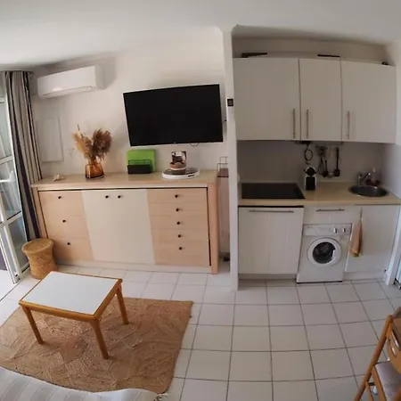 & Blue - Cap Esterel Clim, Vue Et Jardin